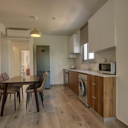 Phaedrus Living Coral Suites Aura Larnaca Ngoại thất bức ảnh