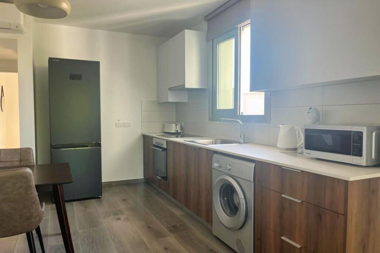 Phaedrus Living Coral Suites Aura Larnaca Ngoại thất bức ảnh
